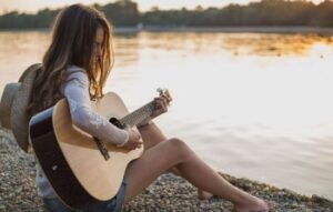 Aprende a Tocar la Guitarra de Forma Simple y Divertida